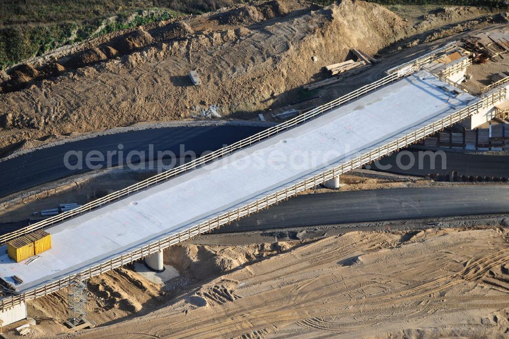 Aerial image SCHWANEBECK - Baustelle vom Autobahndreieck Kreuz Barnim, vormals AD Schwanebeck, mit Aus- und Umbauarbeiten. Die EUROVIA führt im Auftrag des Landesbetrieb Brandenburg umfangreiche Abbruch-, Erdarbeiten und den Neubau von Brückenbauwerken zum Um- und Ausbau des Autobahndreiecks (AD) Barnim am nördlichen Berliner Ring durch. View of the construction site at the highway triangle Kreuz Barnim.