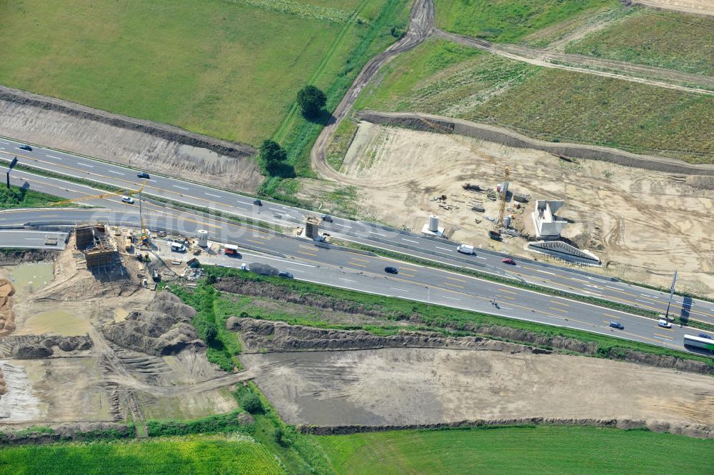 Aerial photograph Schwanebeck / Barnim - Baustelle vom Autobahndreieck Kreuz Barnim , vormals AD Schwanebeck, mit Aus- und Umbauarbeiten. View of the construction site at the highway triangle Kreuz Barnim.