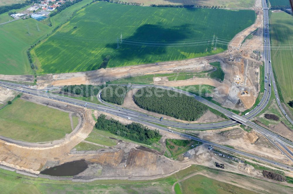 Aerial photograph Schwanebeck / Barnim - Baustelle vom Autobahndreieck Kreuz Barnim , vormals AD Schwanebeck, mit Aus- und Umbauarbeiten. View of the construction site at the highway triangle Kreuz Barnim.