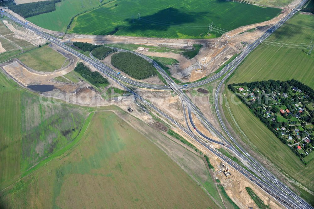 Schwanebeck / Barnim from above - Baustelle vom Autobahndreieck Kreuz Barnim , vormals AD Schwanebeck, mit Aus- und Umbauarbeiten. View of the construction site at the highway triangle Kreuz Barnim.