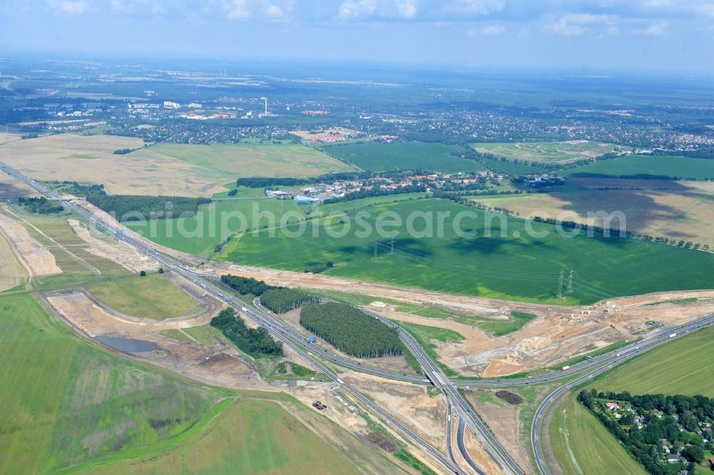 Aerial image Schwanebeck - Baustelle vom Autobahndreieck Kreuz Barnim , vormals AD Schwanebeck, mit Aus- und Umbauarbeiten. View of the construction site at the highway triangle Kreuz Barnim.