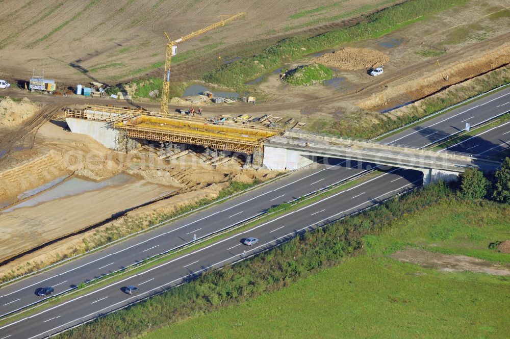 Schwanebeck from above - Baustelle vom Autobahndreieck Kreuz Barnim, vormals AD Schwanebeck, mit Aus- und Umbauarbeiten. Die EUROVIA führt im Auftrag des Landesbetrieb Brandenburg umfangreiche Abbruch-, Erdarbeiten und den Neubau von Brückenbauwerken zum Um- und Ausbau des Autobahndreiecks (AD) Barnim am nördlichen Berliner Ring durch. View of the construction site at the highway triangle Kreuz Barnim.