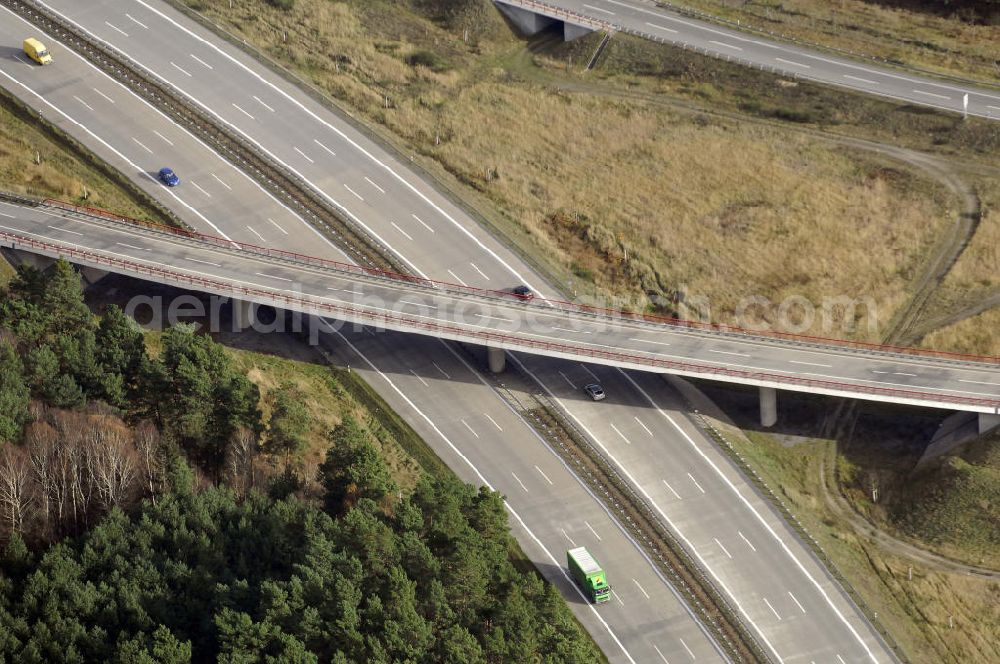 Aerial image Uckley - Blick auf das Autobahndreieck Speeaue am südöstlichen Berliner Ring an der A10 / E55