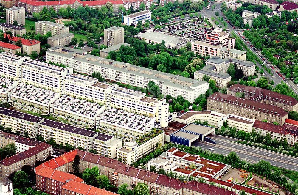 Berlin / Steglitz from above - 20.05.95 Autobahnhaus Schlangerbader Straße Steglitz