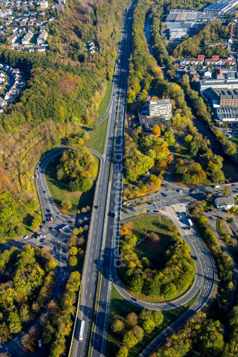 Arnsberg from the bird's eye view: Traffic flow at the intersection- motorway A 46 in Arnsberg in the state North Rhine-Westphalia, Germany