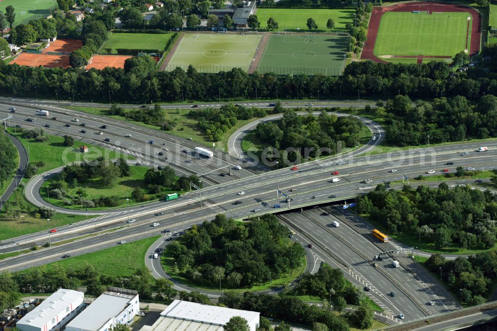 Aerial image Berlin - Traffic flow at the intersection- motorway A100 - A103 in form of cloverleaf in the district Schoeneberg in Berlin, Germany