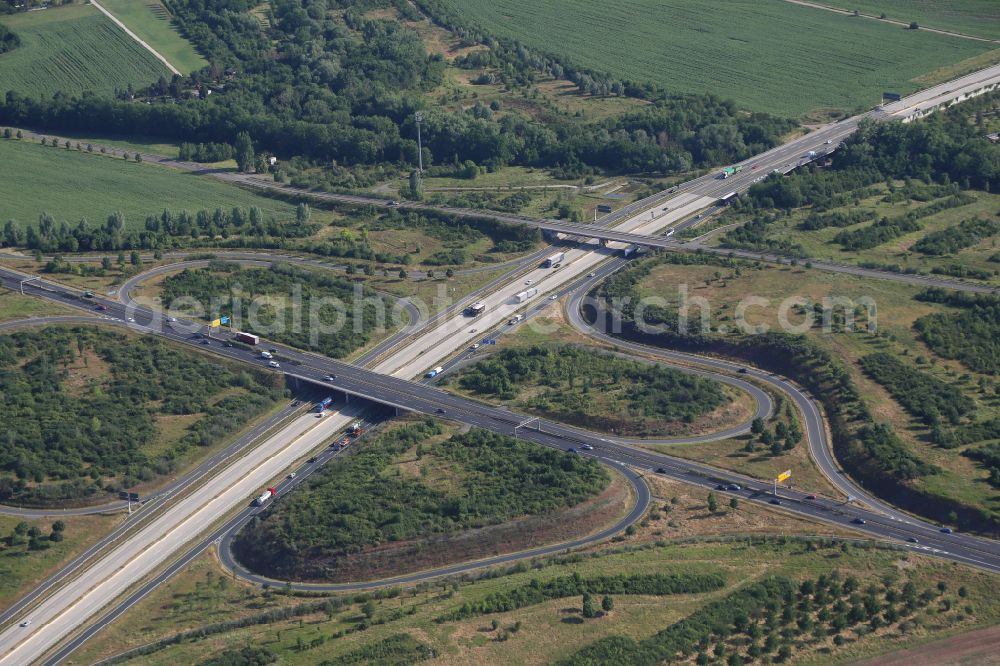 Erfurt from above - Traffic flow at the intersection- motorway A 4 - 71 Erfurter Kreuz on street E40 in the district Molsdorf in Erfurt in the state Thuringia, Germany