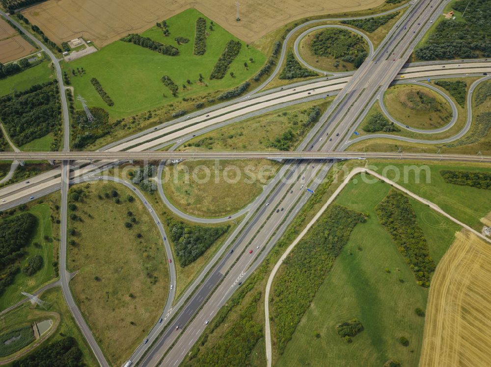 Aerial image Erfurt - Traffic flow at the intersection- motorway A 4 - 71 Erfurter Kreuz on street E40 in the district Molsdorf in Erfurt in the state Thuringia, Germany