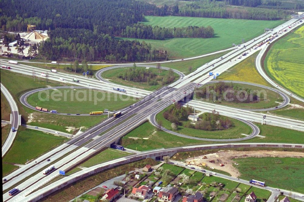 Aerial photograph Hermsdorf - Traffic flow at the intersection- motorway A 4 and A9 Hermsdorfer Kreuz in Hermsdorf in the state Thuringia, Germany