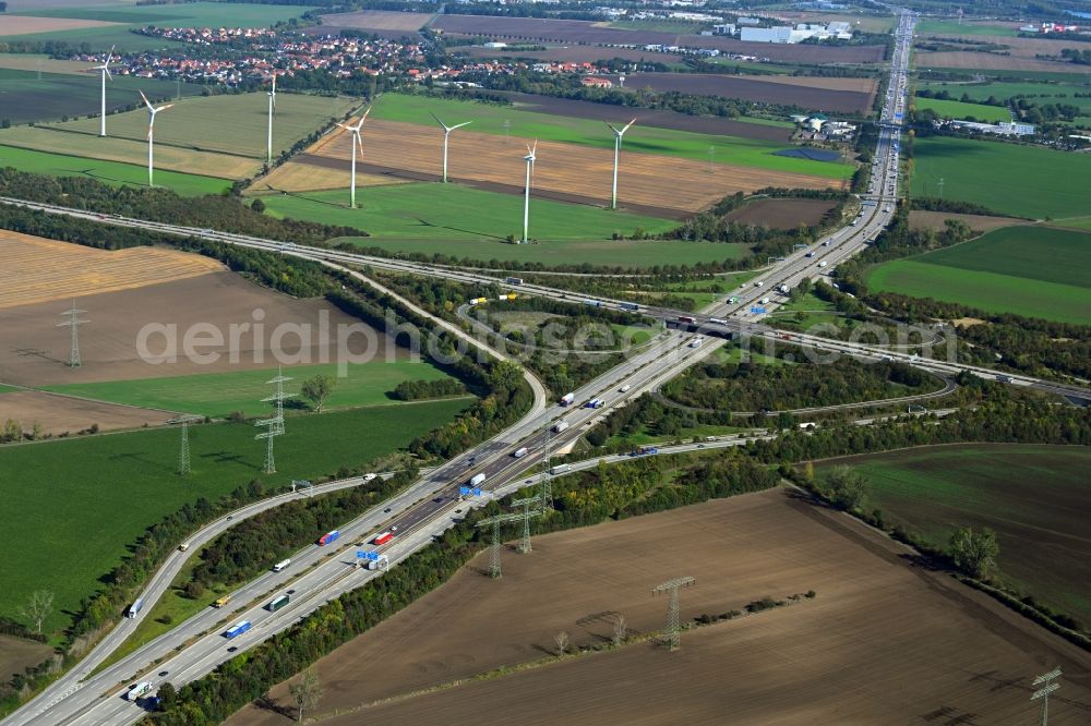 Niederndodeleben from the bird's eye view: Traffic flow at the intersection- motorway A 2 - A14 Kreuz Magdeburg in Niederndodeleben in the state Saxony-Anhalt, Germany