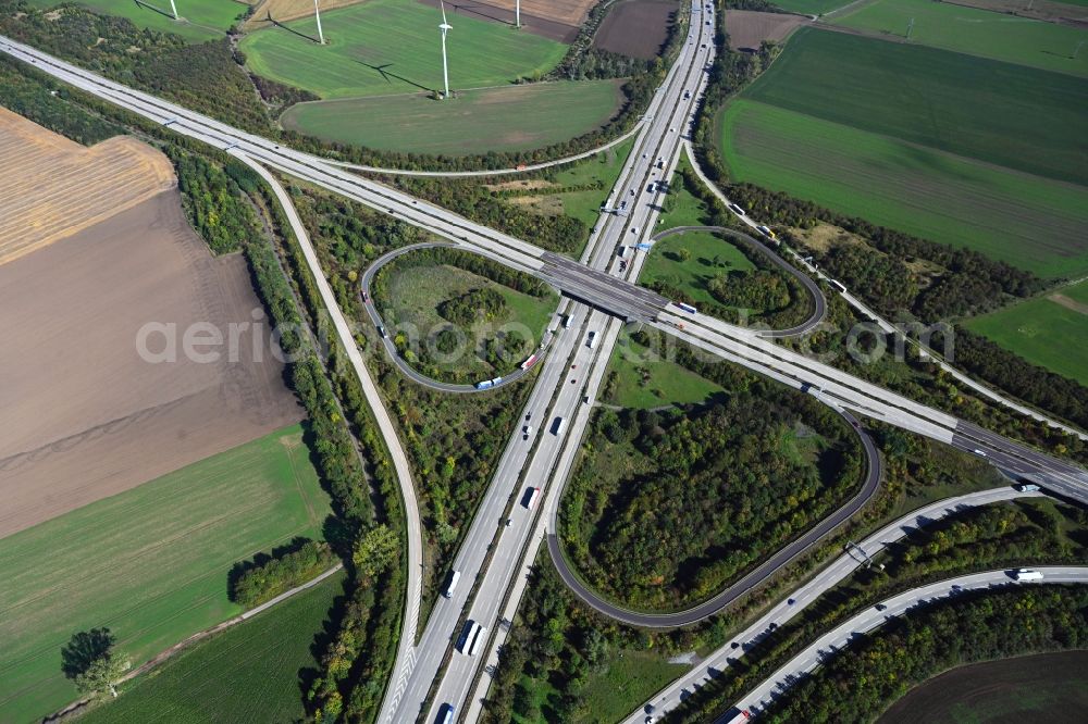 Niederndodeleben from above - Traffic flow at the intersection- motorway A 2 - A14 Kreuz Magdeburg in Niederndodeleben in the state Saxony-Anhalt, Germany