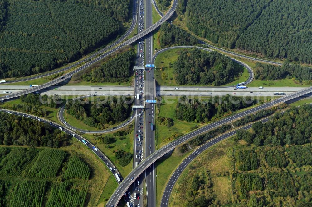 Aerial photograph Kiekebusch - The Schönefeld junction, also called interchange or cross-Schönefeld Schönefeld is a junction on the southern Berliner Ring (A10 / A13 / E55 / E36) in Brandenburg