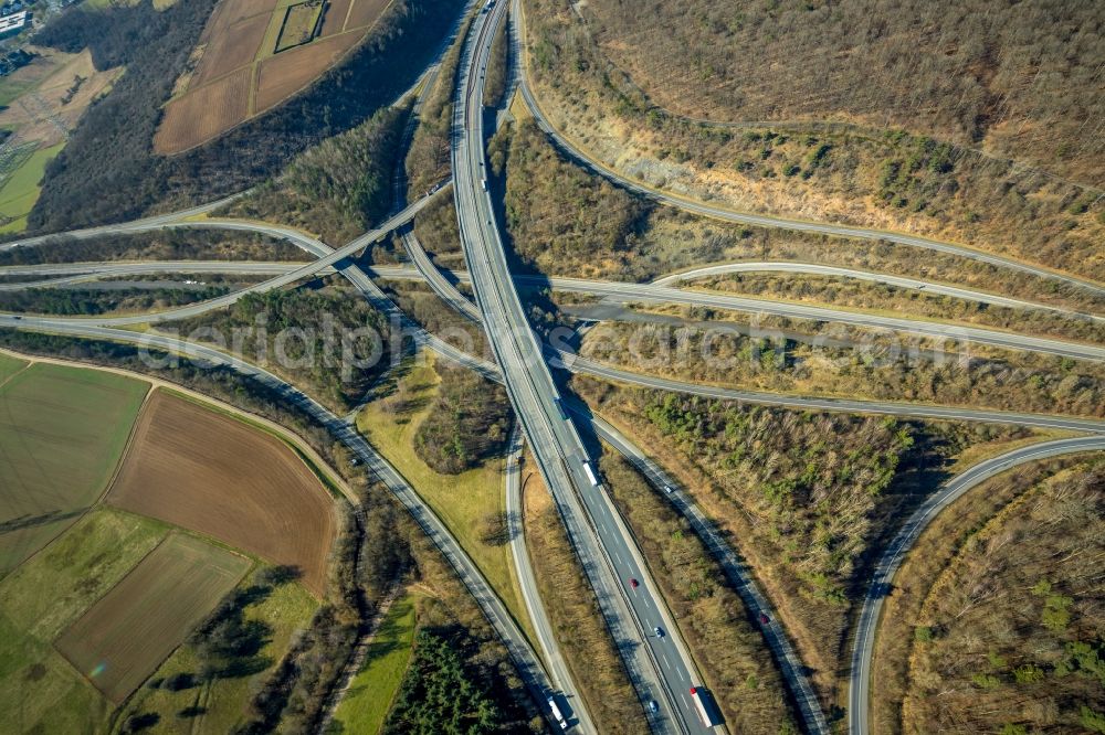 Aerial image Wetzlar - Traffic flow at the intersection- motorway A 45 - 480 Wetzlarer Kreuz in Wetzlar in the state Hesse, Germany