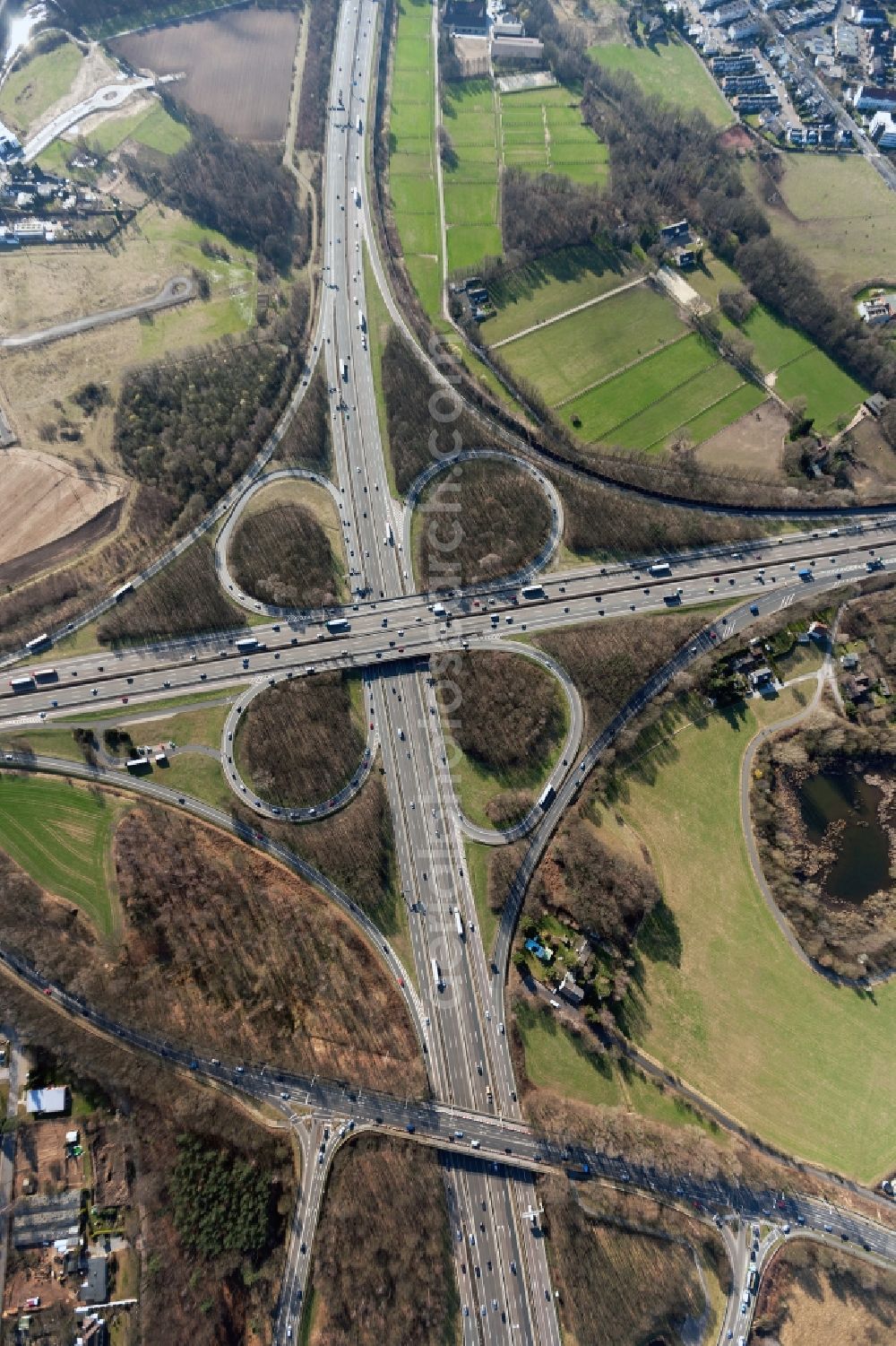 Aerial image Hilden - View of the motorway interchange Hilden on the freeway A 3 in North Rhine-Westphalia. It is the busiest road junction in North Rhine-Westphalia with about 233 000 vehicles per day