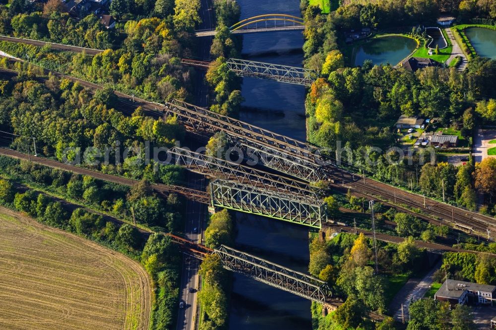 Duisburg from the bird's eye view: Motorway Junction Kaiserberg the BAB A3 and A4 in Duisburg in North Rhine-Westphalia