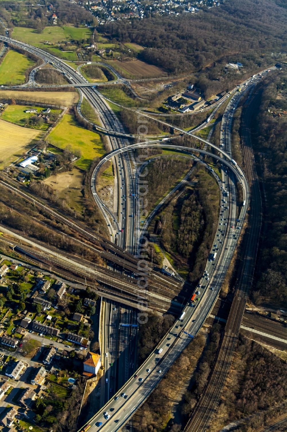 Duisburg from above - View of the motorway junction Kaiserberg in Duisburg in the state North Rhine-Westphalia