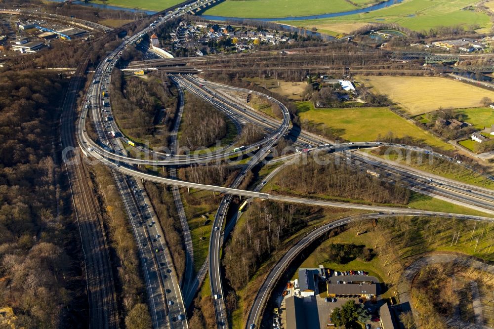 Aerial image Duisburg - View of the motorway junction Kaiserberg in Duisburg in the state North Rhine-Westphalia