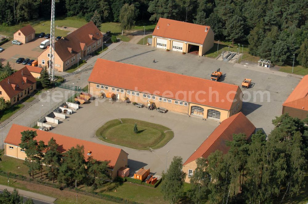 Aerial photograph Niemegk - Blick auf die Autobahnmeisterei Niemegk an der A9 in Brandenburg. Diese Autobahnmeisterei ist ein Stützpunkt der Niederlassung Michendorf und wird von dem Landesbetrieb Straßenwesen Brandenburg betrieben.