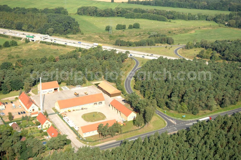 Aerial photograph Niemegk - Blick auf die Autobahnmeisterei Niemegk an der A9 in Brandenburg. Diese Autobahnmeisterei ist ein Stützpunkt der Niederlassung Michendorf und wird von dem Landesbetrieb Straßenwesen Brandenburg betrieben.