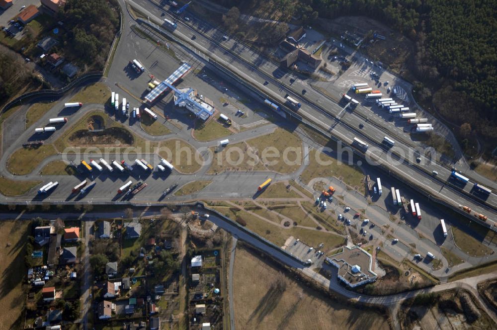 Michendorf from above - Blick auf die Autobahnraststätte Michendorf am südlichen Berliner Ring an der Bundesautobahn A10.