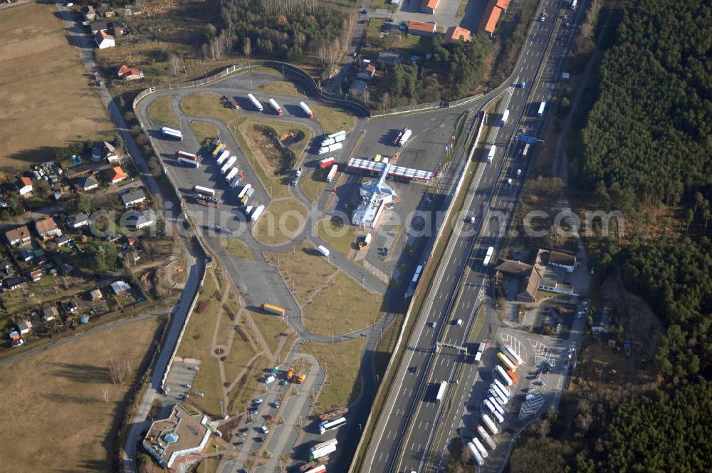 Michendorf from above - Blick auf die Autobahnraststätte Michendorf am südlichen Berliner Ring an der Bundesautobahn A10.