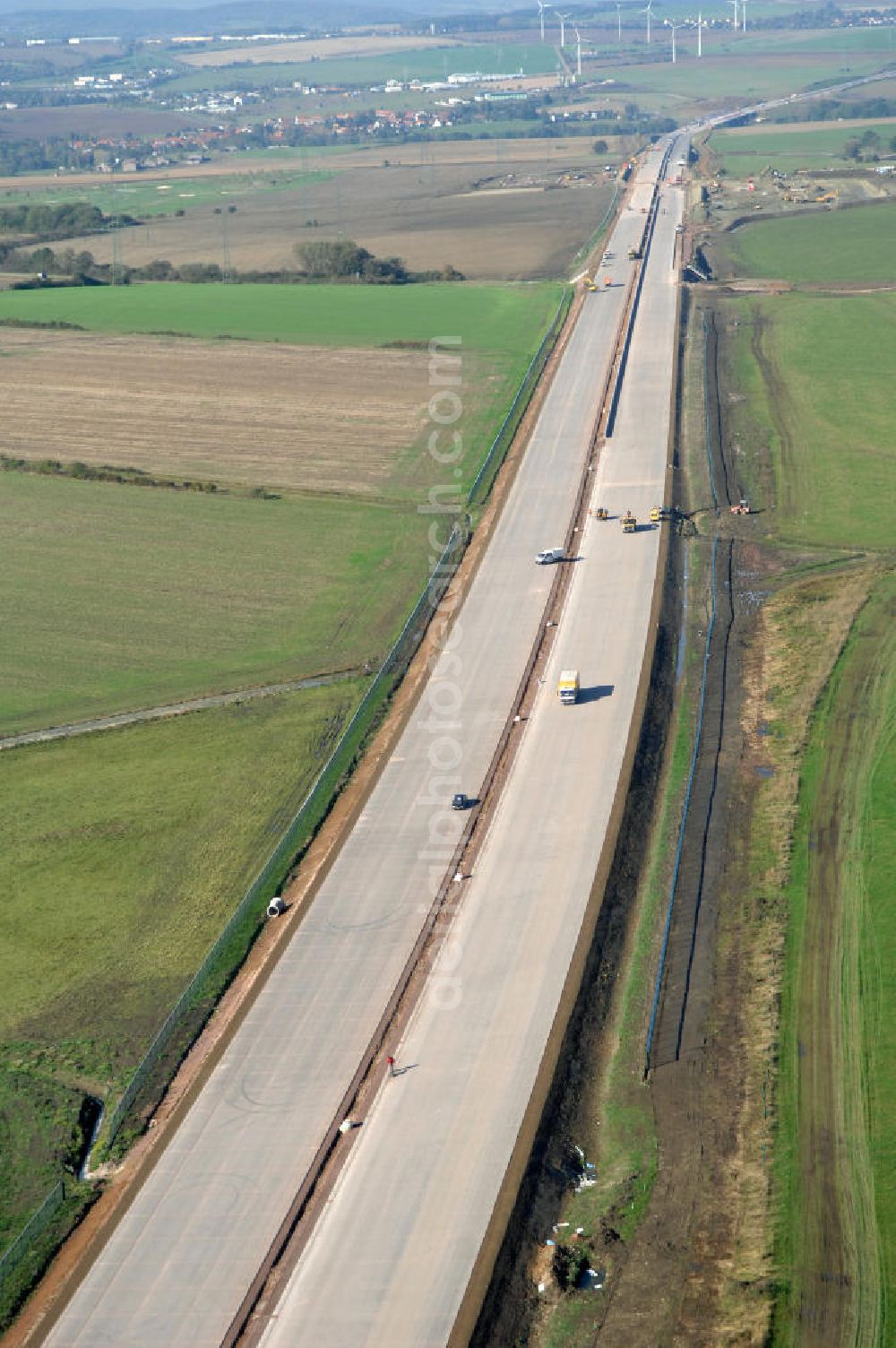 Aerial image Wenigenlupnitz - Blick auf die Baustelle des Autobahnverlauf A4 Richtung Westen der südlichen (h) und nördlichen (v) PWC-Anlage / Parkplatz mit WC / Rastplatz der A4 bei Wenigenlupnitz. Der Neubau ist Teil des Projekt Nordverlegung / Umfahrung Hörselberge der Autobahn E40 / A4 in Thüringen bei Eisenach. Durchgeführt werden die im Zuge dieses Projektes notwendigen Arbeiten unter an derem von den Mitarbeitern der Niederlassung Weimar der EUROVIA Verkehrsbau Union sowie der Niederlassungen Abbruch und Erdbau, Betonstraßenbau, Ingenieurbau und TECO Schallschutz der EUROVIA Beton sowie der DEGES.