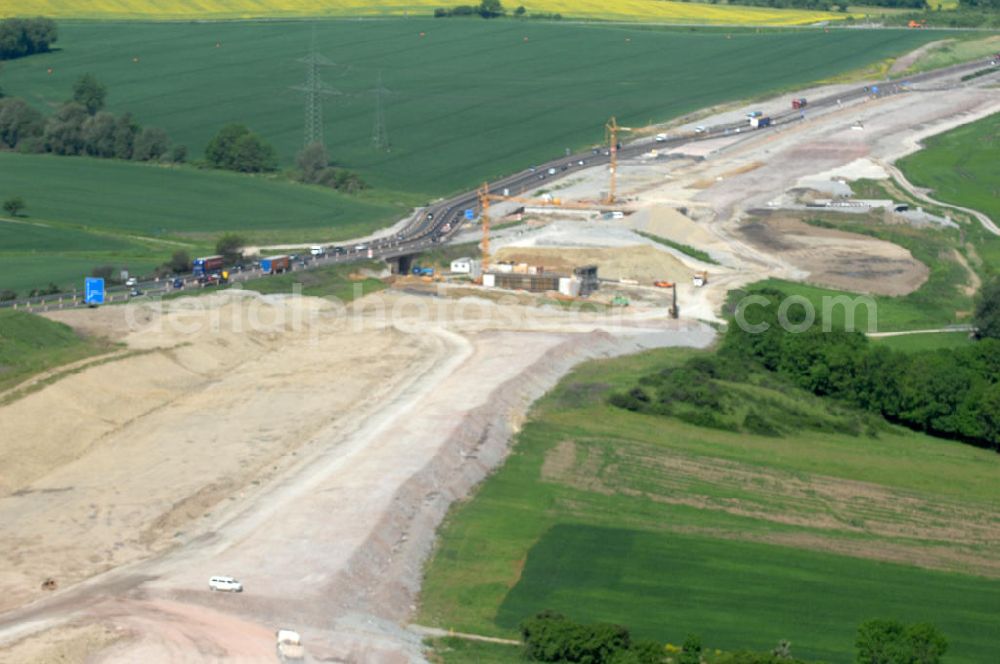 Bucha from the bird's eye view: Blick auf die Baustelle der Autobahnverlegung Europastrasse E40 A4 bei Schorba , Bucha und Oßmaritz nördlich des bisherigen Verlaufes. Bauherr: DEGES (Deutsche Einheit Fernstraßenplanungs- und bau GmbH, Berlin), Bauausführung: ARGE: Baresel, Beton und Monierbau, Kirchhoff Leipzig Ausführungsplanung: Bauzeit: 2008 - 2012 View of the construction site of the highway relocation E40 European highway A4 near Schorba, Bucha and Oßmaritz north of the existing course.