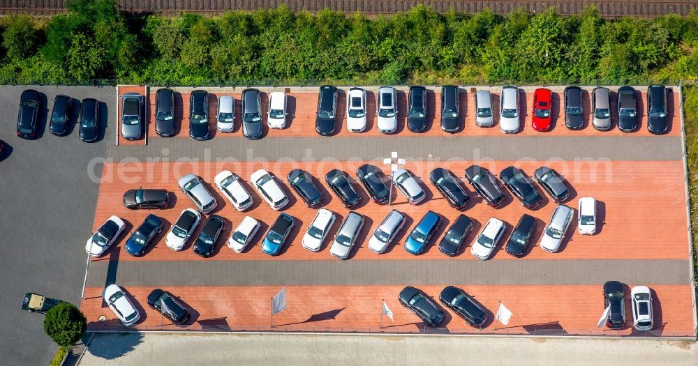 Aerial image Gladbeck - Car dealership building of the dealership Auto Schubert GmbH & Co. KG and selling buggy parking in Gladbeck in North Rhine-Westphalia