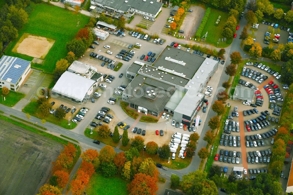 Weyhe from the bird's eye view: Car dealership building Autohaus Brandt GmbH Im Bruch in the district Kirchweyhe in Weyhe in the state Lower Saxony, Germany