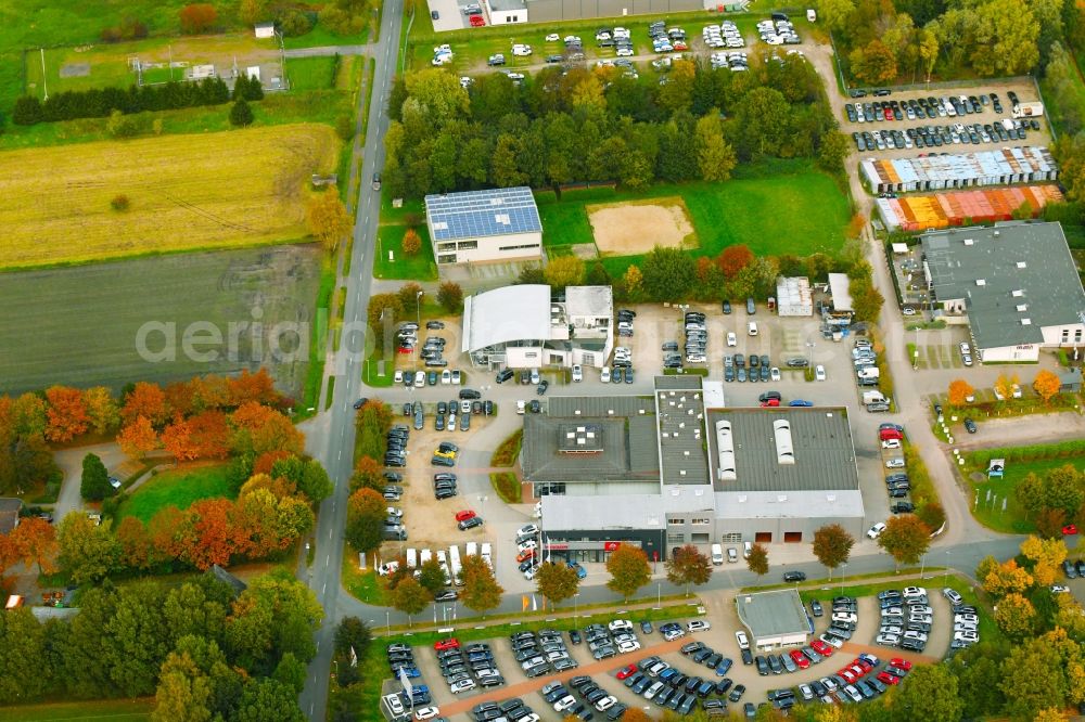 Weyhe from above - Car dealership building Autohaus Brandt GmbH Im Bruch in the district Kirchweyhe in Weyhe in the state Lower Saxony, Germany