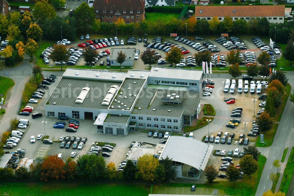 Weyhe from the bird's eye view: Car dealership building Autohaus Brandt GmbH Im Bruch in the district Kirchweyhe in Weyhe in the state Lower Saxony, Germany