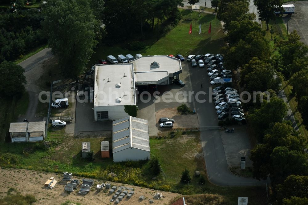 Aerial image Werneuchen - Car dealership building VW Autohaus Hubert Thies on Freienwalder Chaussee in Werneuchen in the state Brandenburg