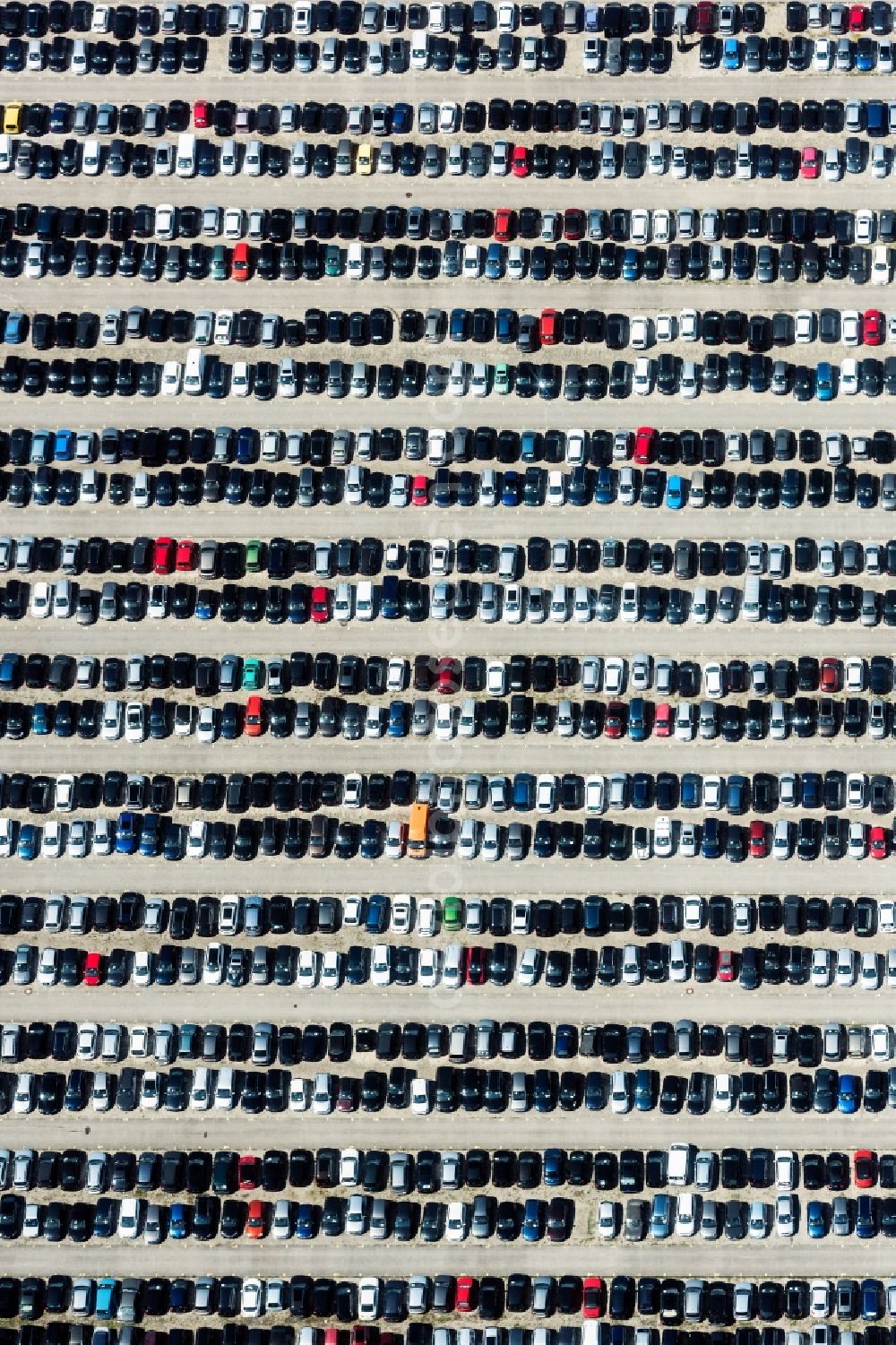 Buch from the bird's eye view: Car dealership building Autokontor in Buch in the state Bavaria, Germany