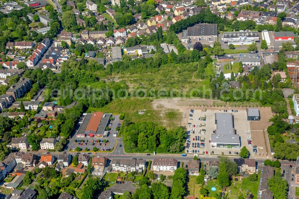 Aerial image Gelsenkirchen - Car dealership building of Klaesener GmbH & Co. KG in the district Resse in Gelsenkirchen in the state North Rhine-Westphalia, Germany