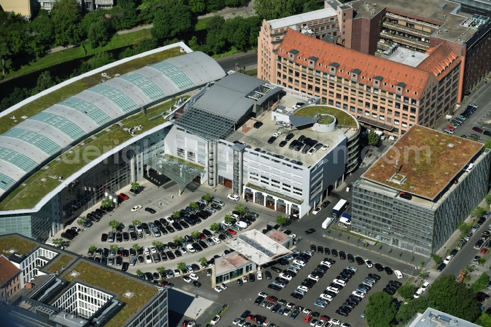 Berlin from the bird's eye view: Car dealership building Mercedes-Benz Berlin on Salzufer in Berlin