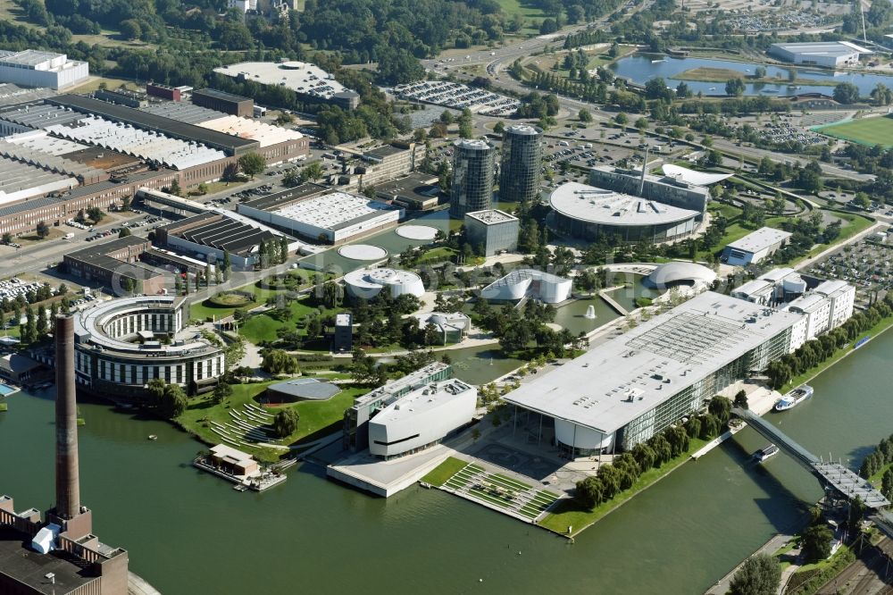 Aerial image Wolfsburg - Car dealership building the Autostadt the VW plant in Wolfsburg in Lower Saxony