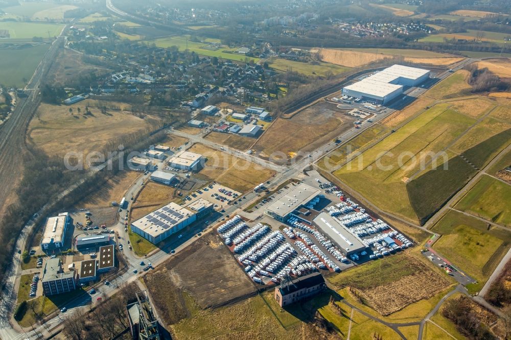 Dortmund from above - Vehicle trade building of specialist dealer Duerrwang GmbH & Co Gneisenauallee in the district Scharnhorst in Dortmund in the state North Rhine-Westphalia