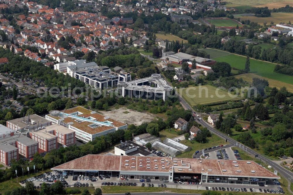 Aerial image Bad Homburg von der Höhe - Blick auf ein Autohaus und Bürokomplexe im Stadtteil Ober-Eschbach von Bad Homburg von der Höhe in Hessen. Die Filiale des Autohauses B&K...alles klar! GmbH & Co. KG wurde 2007 eröffnet und ist das modernste und größte Autohaus der gesamten B&K-Gruppe. Kontakt: B&K...alles klar! GmbH & Co. KG, Ober-Eschbacher-Str. 153, 61352 Bad Homburg, Tel. +49 (0) 617 230 90 0,