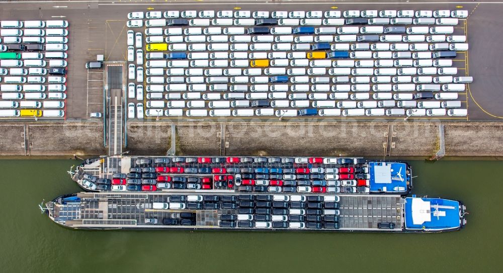 Aerial photograph Düsseldorf - Car ship of MOSOLF SE & Co. KG company at the port of the inner harbor of Rhine in Duesseldorf in the state North Rhine-Westphalia