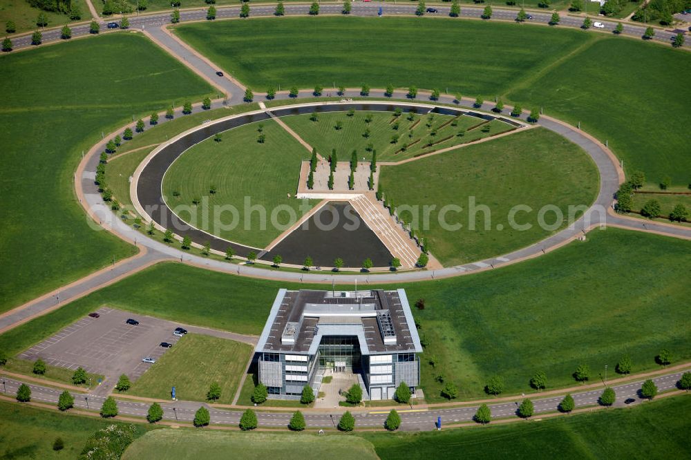 Aachen from the bird's eye view: Blick auf den AVANTIS European Science and Business Park, er ist der erste grenzüberschreitende deutsch-niederländische Gewerbepark.Die Lage in der Euregio Maas-Rhein, zwischen Aachen und Heerlen (Niederlande) bietet Unternehmen und Investoren ausgezeichnete Möglichkeiten mit besonderen Marktchancen.