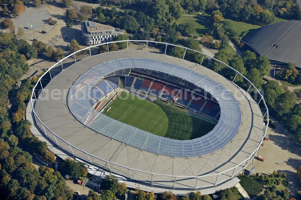 Aerial image Hannover - Die AWD-Arena ( früher Niedersachsenstadion ) im Stadtteil Calenberger Neustadt. Das Stadion bietet Platz für 49.000 Zuschauer und ist die Heimspielstätte des Fußballklubs Hannover 96. The AWD-Arena (formerly Niedersachsenstadion) in the district Calenberger Neustadt.