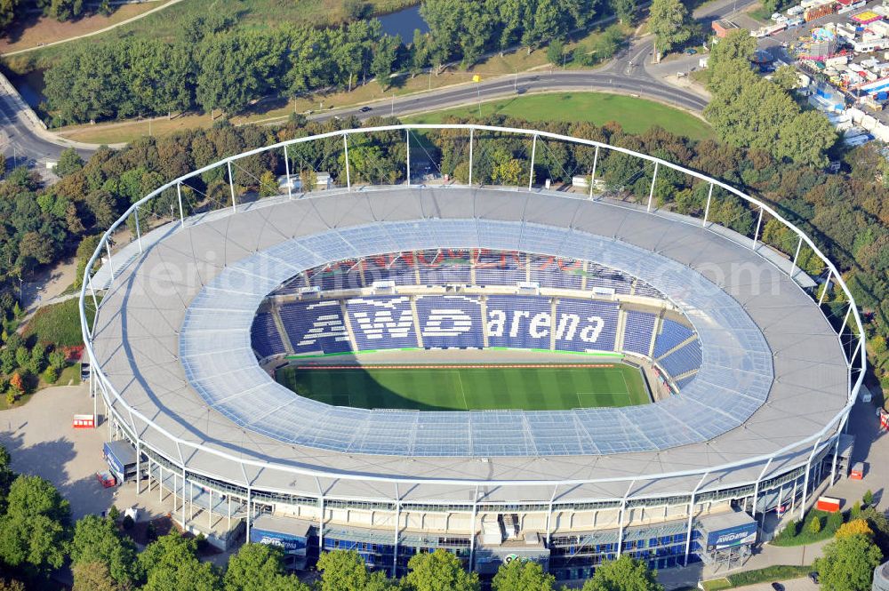 Aerial image Hannover - Die AWD-Arena, früher Niedersachsenstadion, im Stadtteil Calenberger Neustadt. Das Stadion bietet Platz für 49.000 Zuschauer und ist die Heimspielstätte des Fußballklubs Hannover 96. The AWD-Arena, formerly Niedersachsenstadion, in the district Calenberger Neustadt.