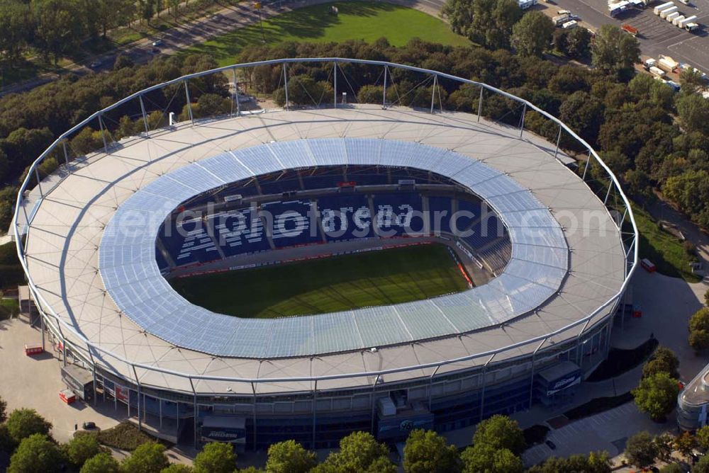 Hannover from the bird's eye view: Blick auf die AWD-Arena Hannover. Das Stadion hat eine Kapazität von 50000 Plätzen. Hannover 96 Arena GmbH & Co. KG.Arthur-Menge-Ufer 5,30169 Hannover , Frau A. Marschner,Telefon: 05 11/ 96 900 - 450,E-Mail: amarschner@hannover96.de