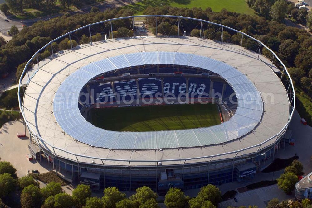 Aerial image Hannover - Blick auf die AWD-Arena Hannover. Das Stadion hat eine Kapazität von 50000 Plätzen. Hannover 96 Arena GmbH & Co. KG.Arthur-Menge-Ufer 5,30169 Hannover , Frau A. Marschner,Telefon: 05 11/ 96 900 - 450,E-Mail: amarschner@hannover96.de