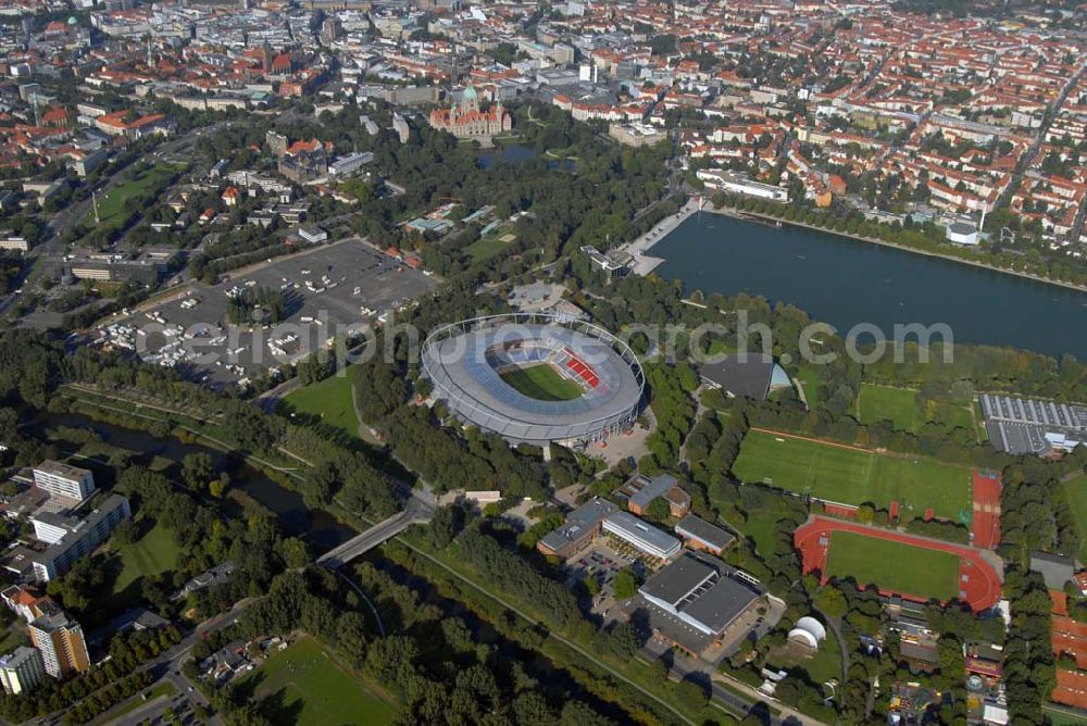 Hannover from the bird's eye view: Blick auf die AWD-Arena Hannover. Das Stadion hat eine Kapazität von 50000 Plätzen. Hannover 96 Arena GmbH & Co. KG.Arthur-Menge-Ufer 5,30169 Hannover , Frau A. Marschner,Telefon: 05 11/ 96 900 - 450,E-Mail: amarschner@hannover96.de