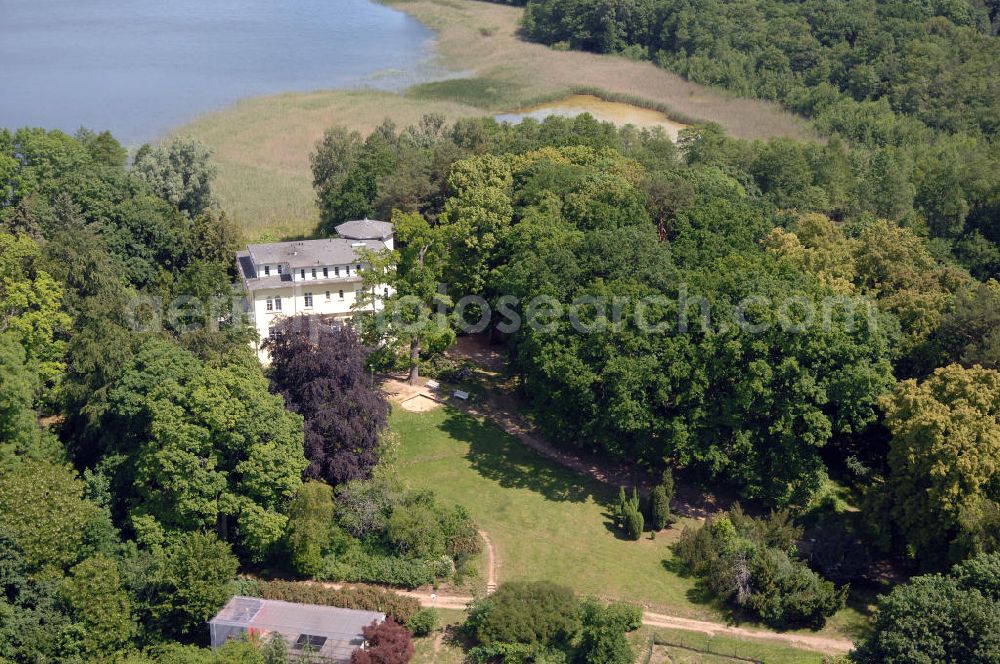 Dambeck from the bird's eye view: Blick auf den AWO SANO Familienferienpark in Dambeck am Müritz-Nationalpark. Anschrift: Dambeck 2 in 17237 Kratzeburg - Dambeck;