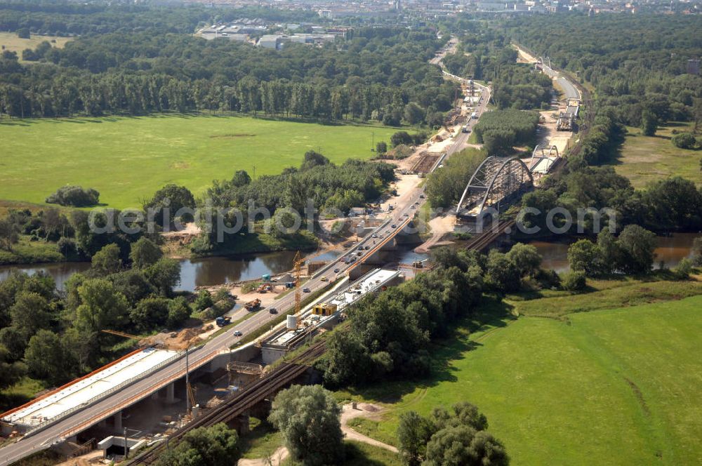 Aerial image Dessau-Roßlau - Blick auf verschiedene Brückenbauwerke an der Baustelle zum Ausbau der B184 zwischen Dessau und Roßlau in Sachsen-Anhalt. Die B184 wird aufgrund des gestiegenen Verkehrsaufkommens zwischen 2006 und 2009 als vierstreifige Bundesstraße (RQ 20) über den Verlauf der Elbe hinweg ausgebaut. Bauherr ist der Landesbetrieb Bau Sachsen-Anhalt, die Projektleitung liegt bei SCHÜßLER - PLAN Berlin. Kontakt Projektleitung: Schüßler - Plan Ingenieurgesellschaft mbH, Tel. +49(0)30 42106 0, Email: berlin@schuessler-plan.de