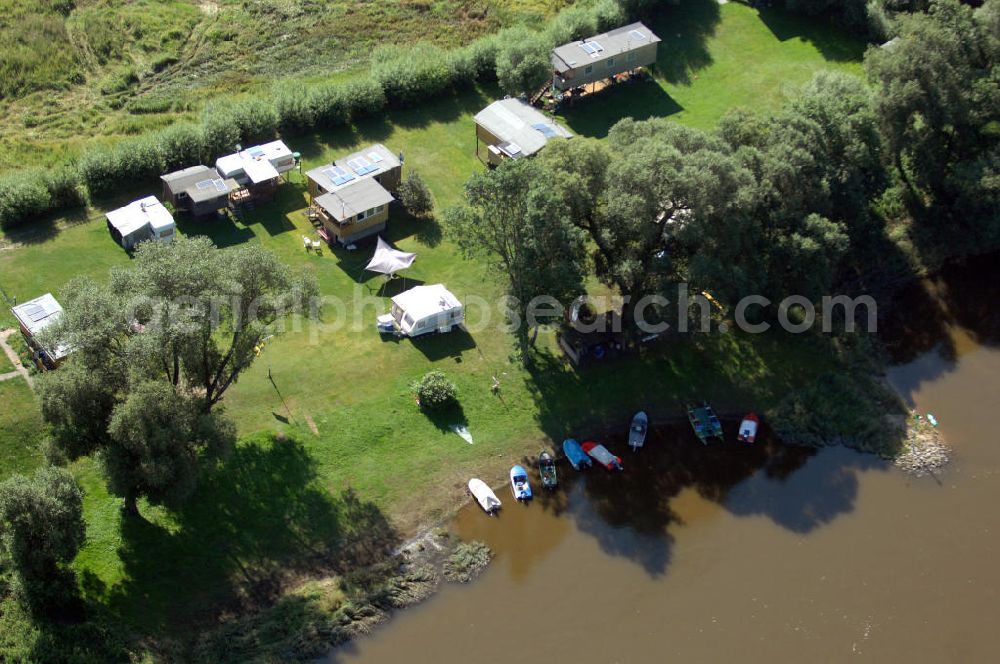 Aerial photograph Dessau-Roßlau - Blick auf verschiedene Brückenbauwerke an der Baustelle zum Ausbau der B184 zwischen Dessau und Roßlau in Sachsen-Anhalt. Die B184 wird aufgrund des gestiegenen Verkehrsaufkommens zwischen 2006 und 2009 als vierstreifige Bundesstraße (RQ 20) über den Verlauf der Elbe hinweg ausgebaut. Bauherr ist der Landesbetrieb Bau Sachsen-Anhalt, die Projektleitung liegt bei SCHÜßLER - PLAN Berlin. Kontakt Projektleitung: Schüßler - Plan Ingenieurgesellschaft mbH, Tel. +49(0)30 42106 0, Email: berlin@schuessler-plan.de