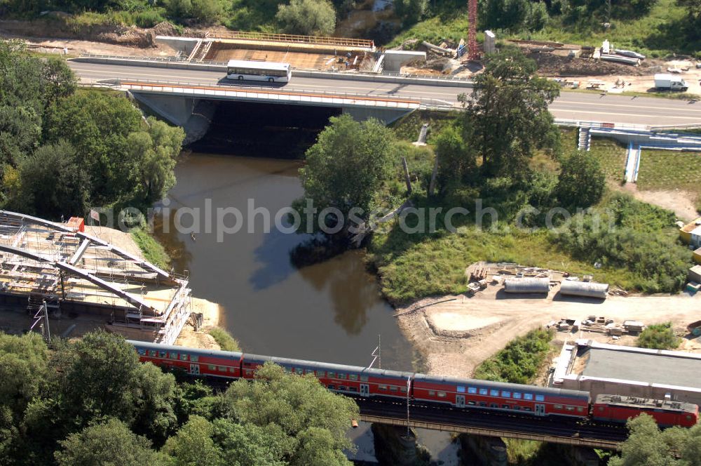 Aerial image Dessau-Roßlau - Blick auf verschiedene Brückenbauwerke an der Baustelle zum Ausbau der B184 zwischen Dessau und Roßlau in Sachsen-Anhalt. Die B184 wird aufgrund des gestiegenen Verkehrsaufkommens zwischen 2006 und 2009 als vierstreifige Bundesstraße (RQ 20) über den Verlauf der Elbe hinweg ausgebaut. Bauherr ist der Landesbetrieb Bau Sachsen-Anhalt, die Projektleitung liegt bei SCHÜßLER - PLAN Berlin. Kontakt Projektleitung: Schüßler - Plan Ingenieurgesellschaft mbH, Tel. +49(0)30 42106 0, Email: berlin@schuessler-plan.de