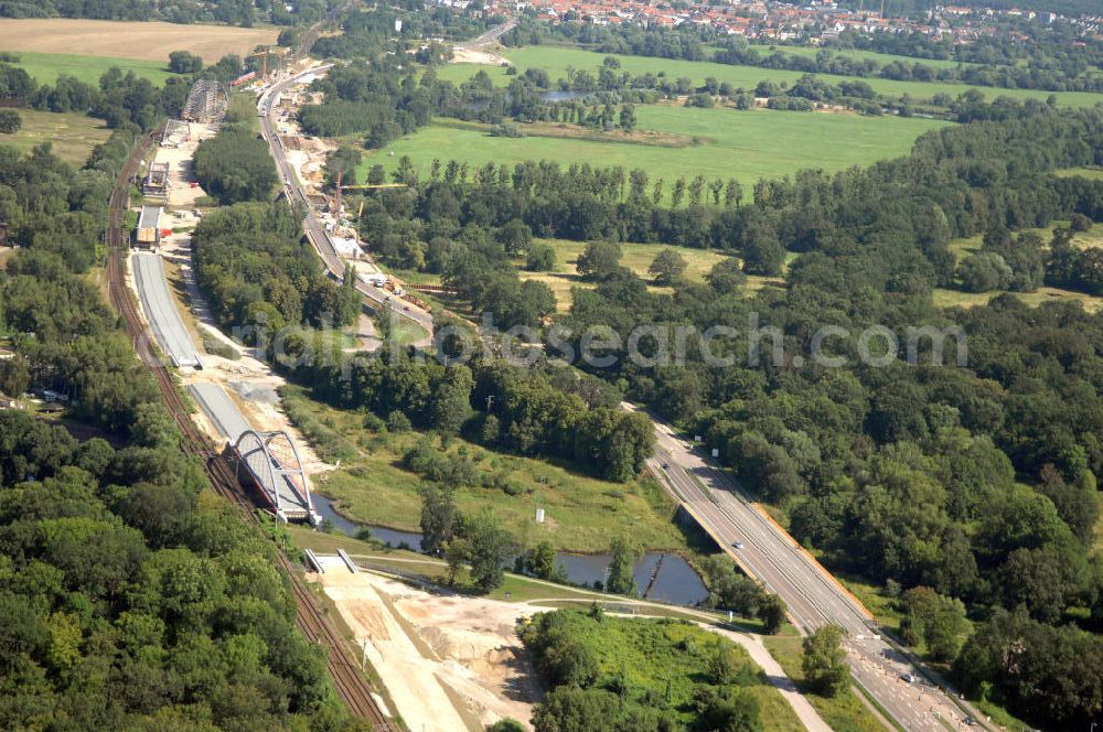 Aerial image Dessau-Roßlau - Blick auf verschiedene Brückenbauwerke an der Baustelle zum Ausbau der B184 zwischen Dessau und Roßlau in Sachsen-Anhalt. Die B184 wird aufgrund des gestiegenen Verkehrsaufkommens zwischen 2006 und 2009 als vierstreifige Bundesstraße (RQ 20) über den Verlauf der Elbe hinweg ausgebaut. Bauherr ist der Landesbetrieb Bau Sachsen-Anhalt, die Projektleitung liegt bei SCHÜßLER - PLAN Berlin. Kontakt Projektleitung: Schüßler - Plan Ingenieurgesellschaft mbH, Tel. +49(0)30 42106 0, Email: berlin@schuessler-plan.de